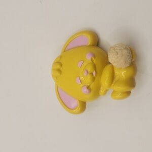 Avon vintage Cottontail Pin Pal fragrance glacé Brooch